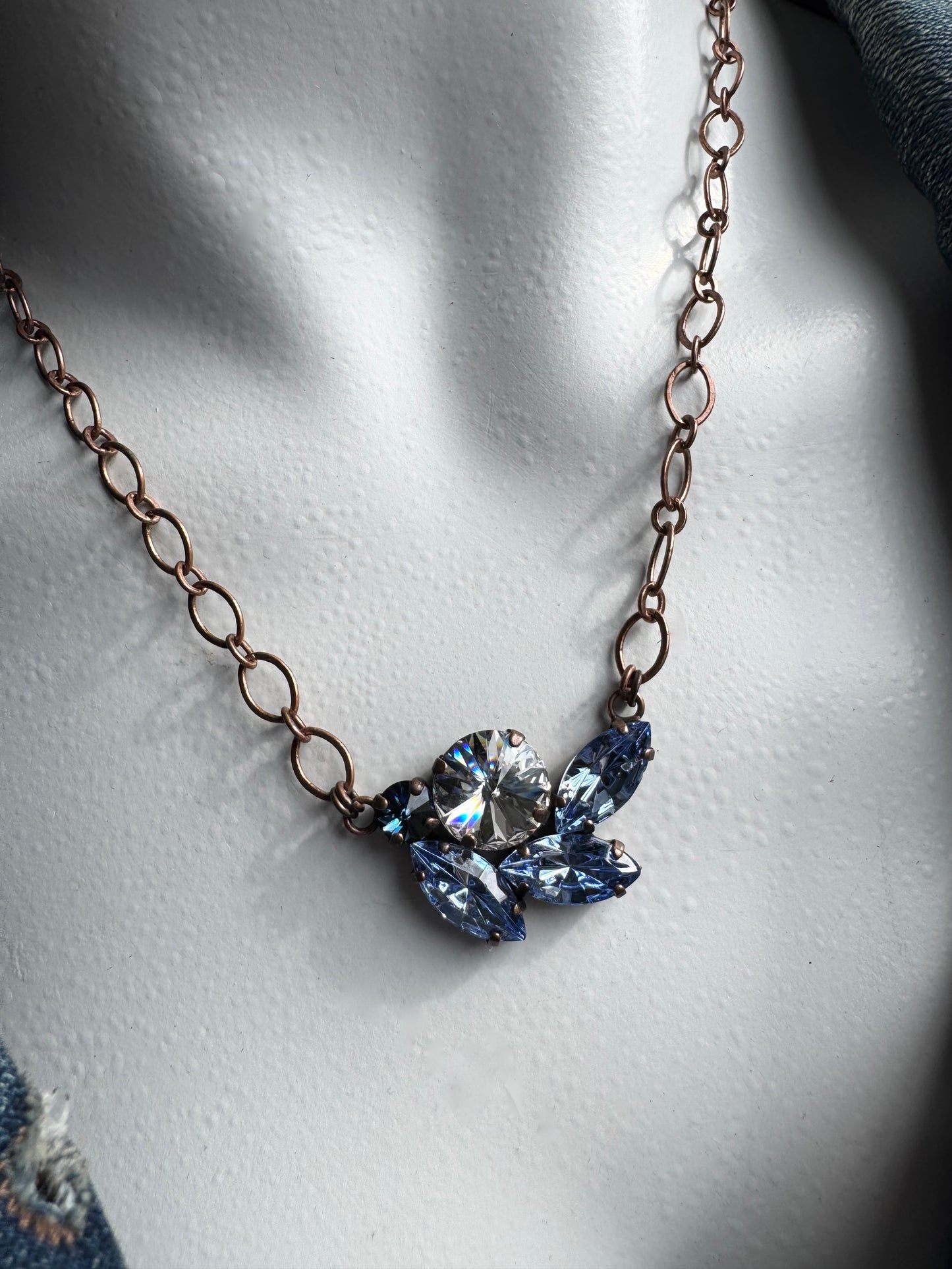 Blue Leaf Cluster