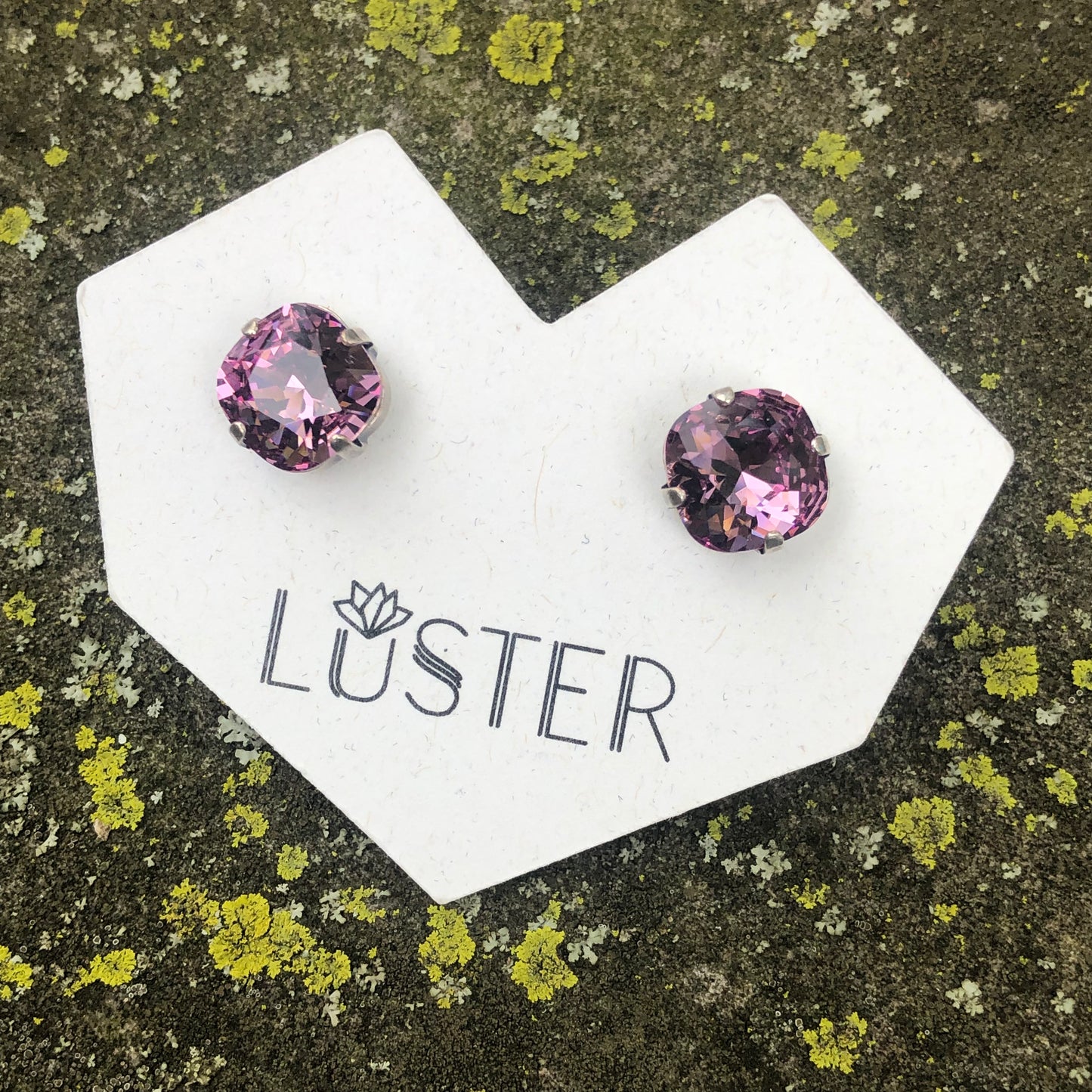Classic Cushion Cut Posts