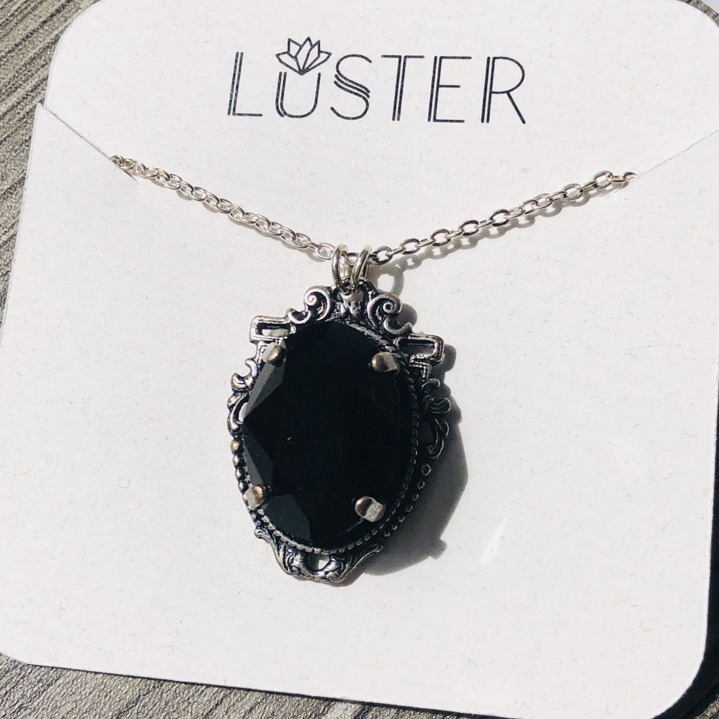 Jet Simple Crystal Pendant