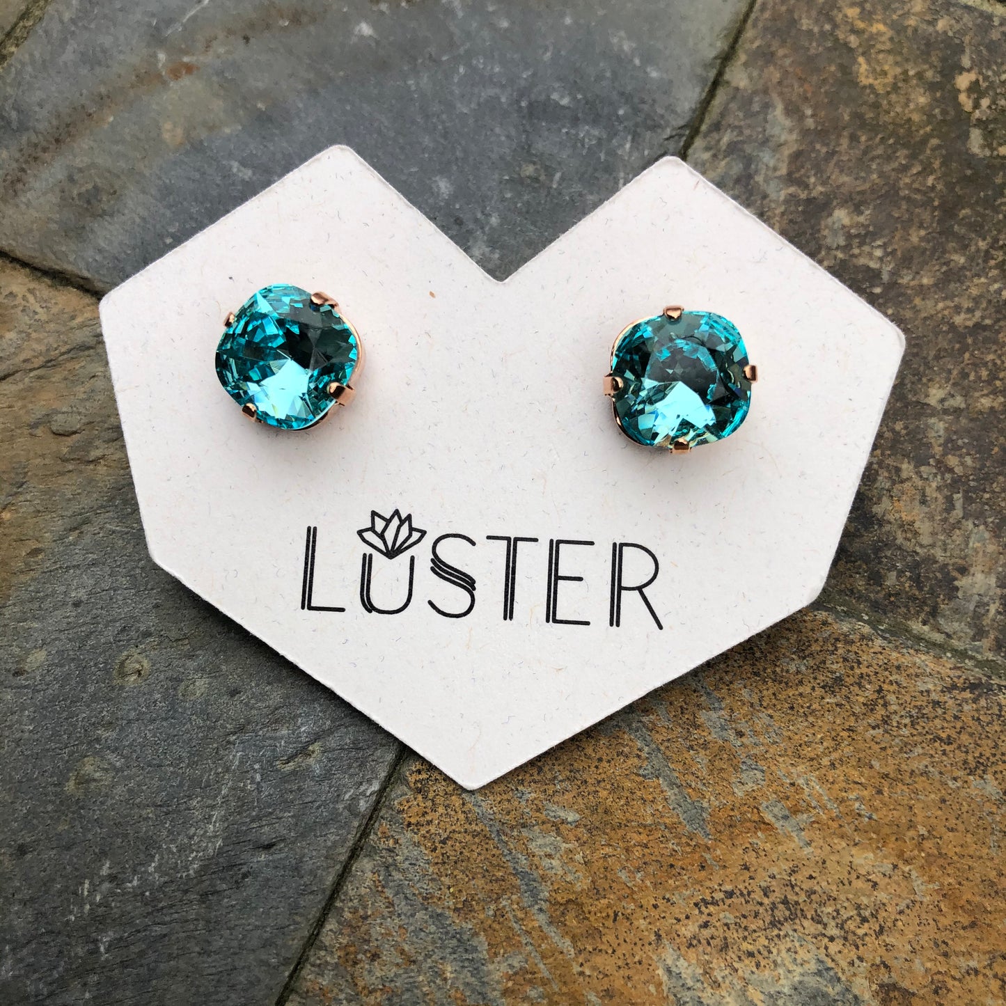Classic Cushion Cut Posts