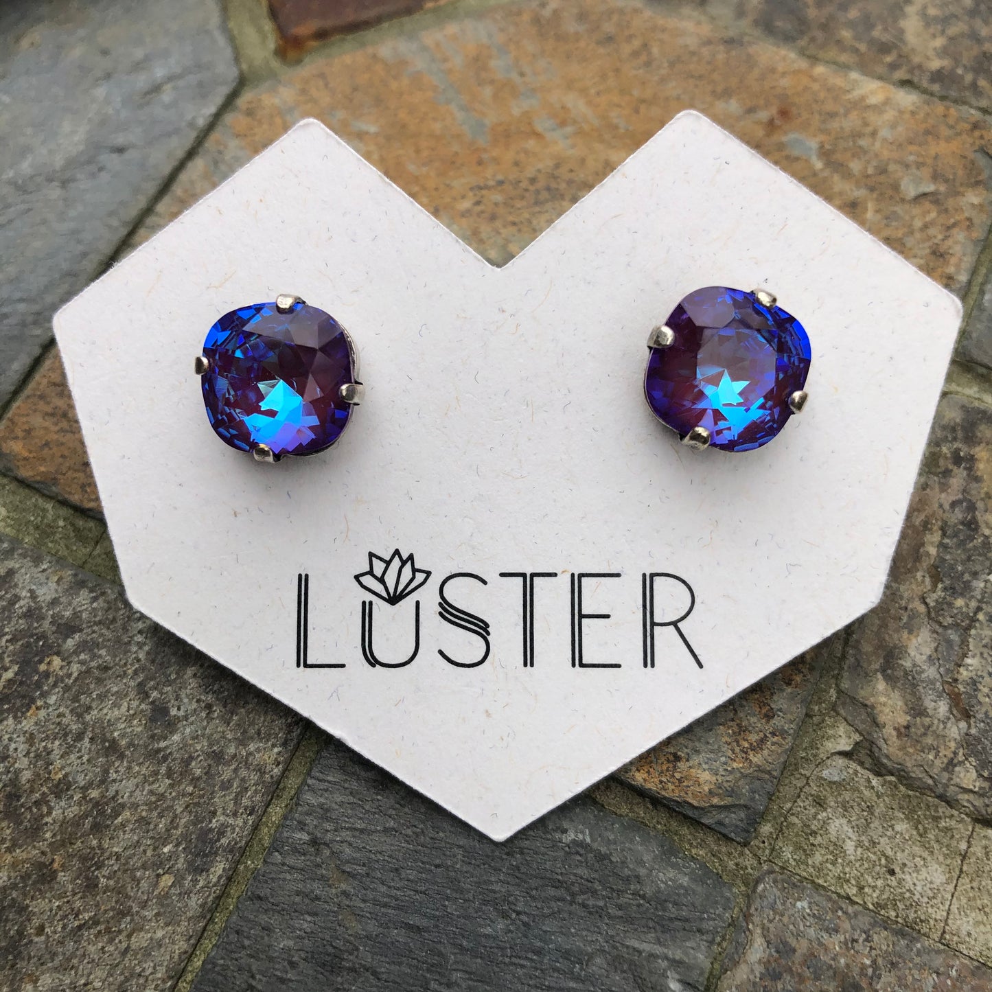 Classic Cushion Cut Posts