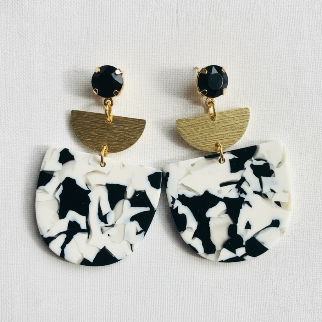 Black + White Tiered Drops